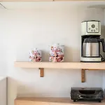 Evergreen Loft - Modern Centre Living شقة بلدة كوس