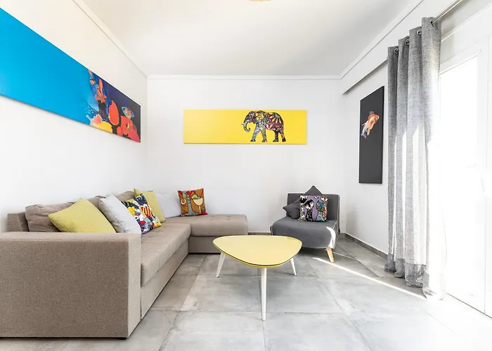 Evergreen Loft - Modern Centre Living *