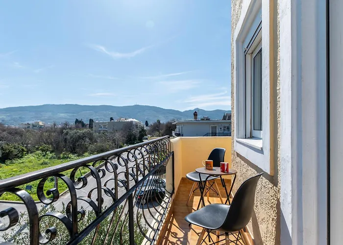 Evergreen Loft - Modern Centre Living *