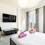 Evergreen Loft - Modern Centre Living 아파트 코스 타운
