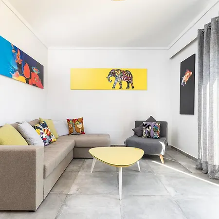 Evergreen Loft - Modern Centre Living *